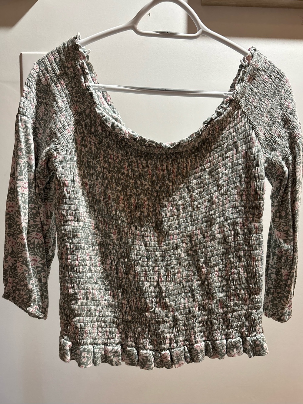Smocked Floral-Print Women's Sweater Top in Sage and Pink